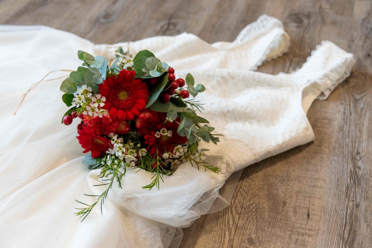 robe-bouquet-mariage-sevremoine-maine-et-loire